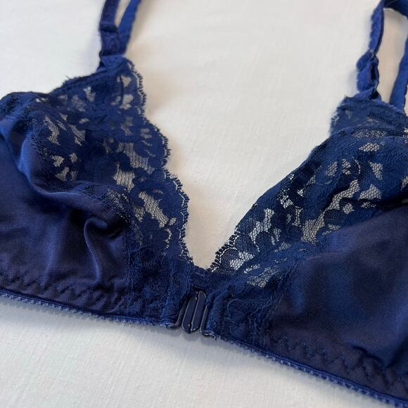 MaidenForm Sweet Nothings Vintage Union made Bra & Camisole Navy Blue size 34 - Picture 6 of 9